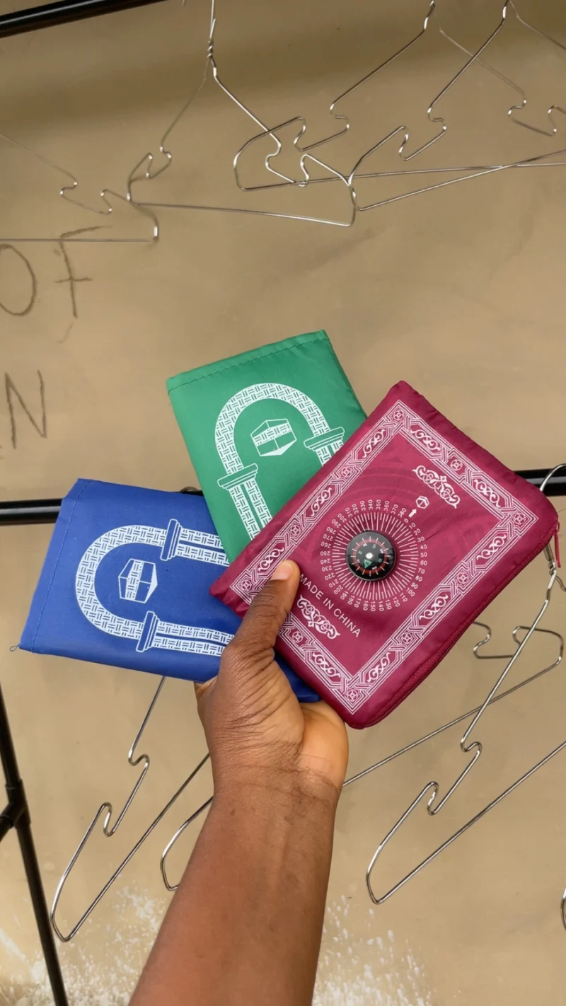 Pocket prayer mat